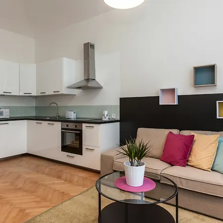 Hotel apartamentowy Comfortable 4*