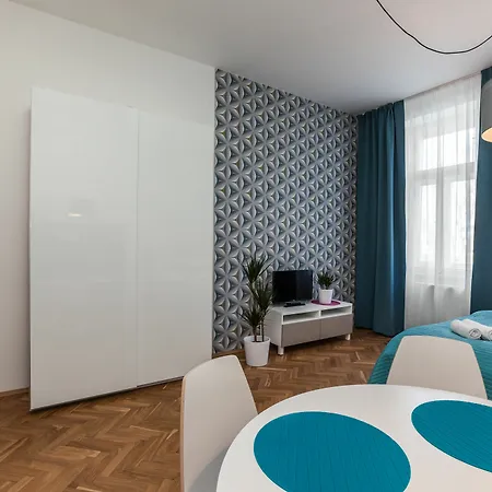 Comfortable Aparthotel 4*